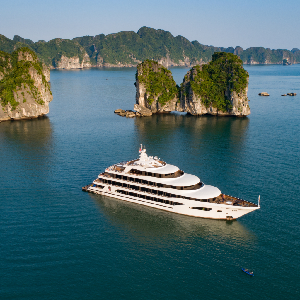 SCARLET PEARL CRUISE