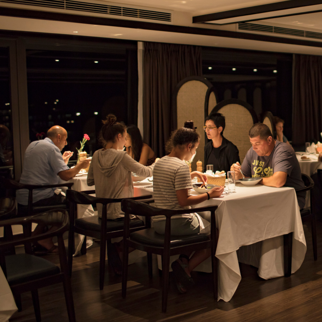 scarlet pearl cruise