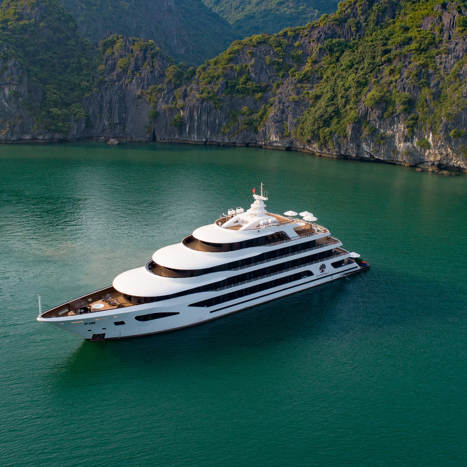 SCARLET PEARL CRUISE